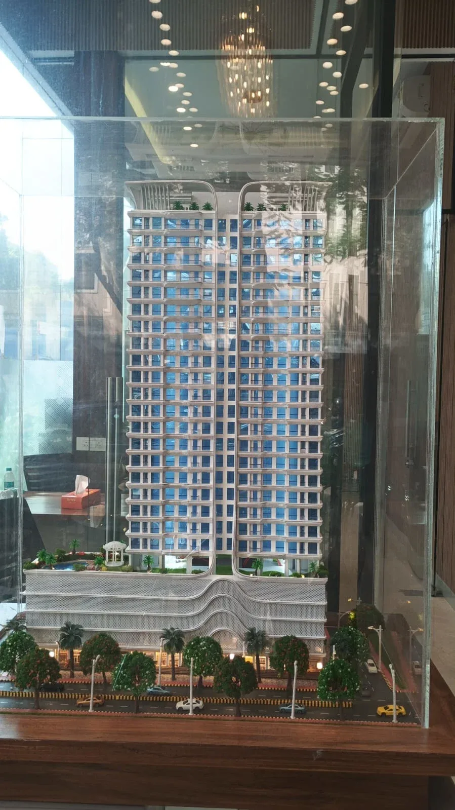 LUXURY 2 & 3 BHK RESIDENCES | BANDRA EAST